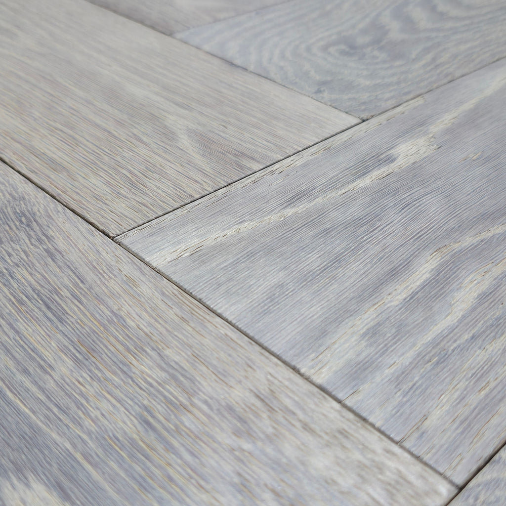 Engineered European oak Platinum Summit - Herringbone Close up.