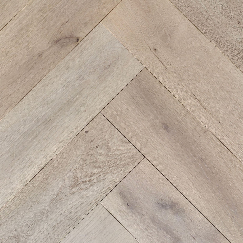 Engineered European Oak Verbier Bare - Herringbone